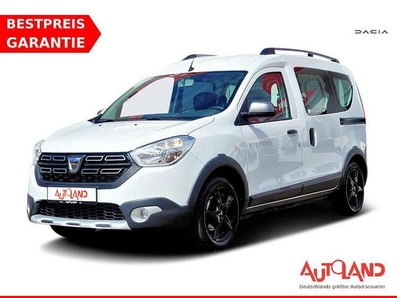 Weiß Gebraucht 2020 Dacia Dokker Stepway Van | 19.490 € (Teuer) - Bild 1/4