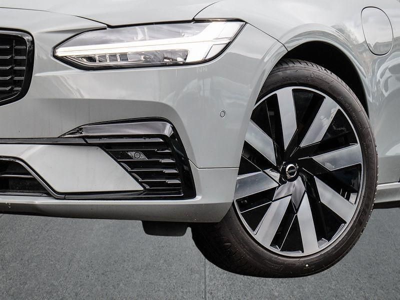 Gebraucht Volvo V90 455 PS (334 kW) 2025 Grau Kombi