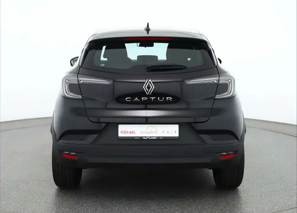 Neu Renault Captur 91 PS (66 kW) 2026 Blackpearlmet. SUV