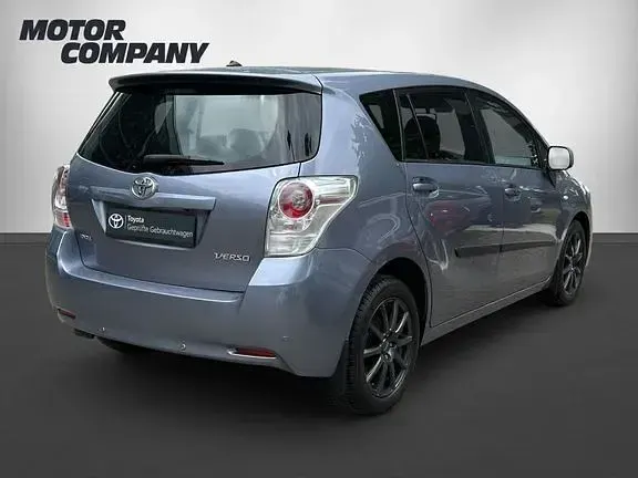 Gebraucht Toyota Verso Multidrive S 147 PS (108 kW) 2012 Quarzblau metallic Van / Kleinbus