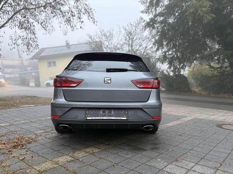 Gebraucht Cupra Leon 300 PS (220 kW) 2018 Grau Kombi