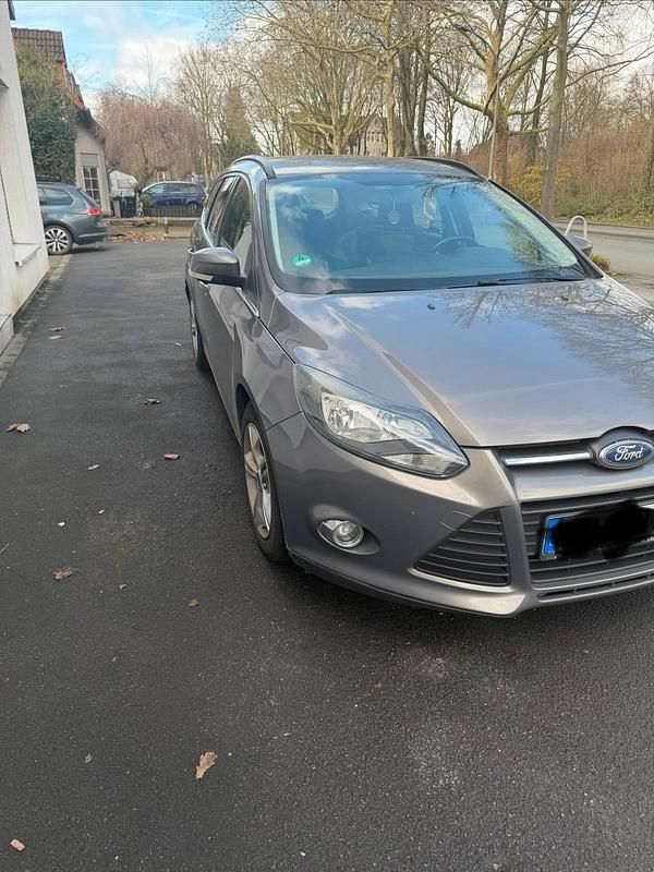 Gebraucht Ford Focus 116 PS (85 kW) 2014 Kombi