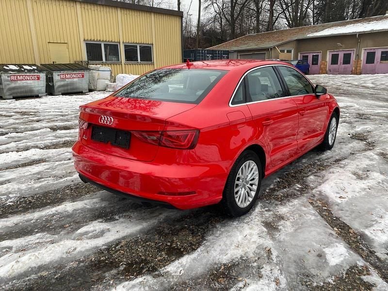 Gebraucht Audi A3 Ambiente 150 PS (110 kW) 2016 Limousine