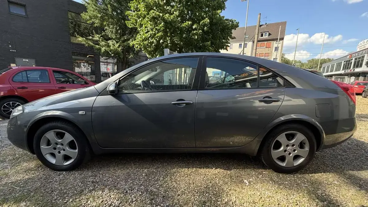 Gebraucht Nissan Primera Visia 140 PS (102 kW) 2002 Grau Limousine