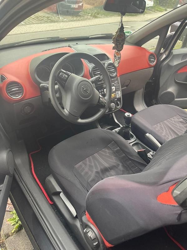 Gebraucht Opel Corsa 80 PS (58 kW) 2006 Schwarz Kleinwagen