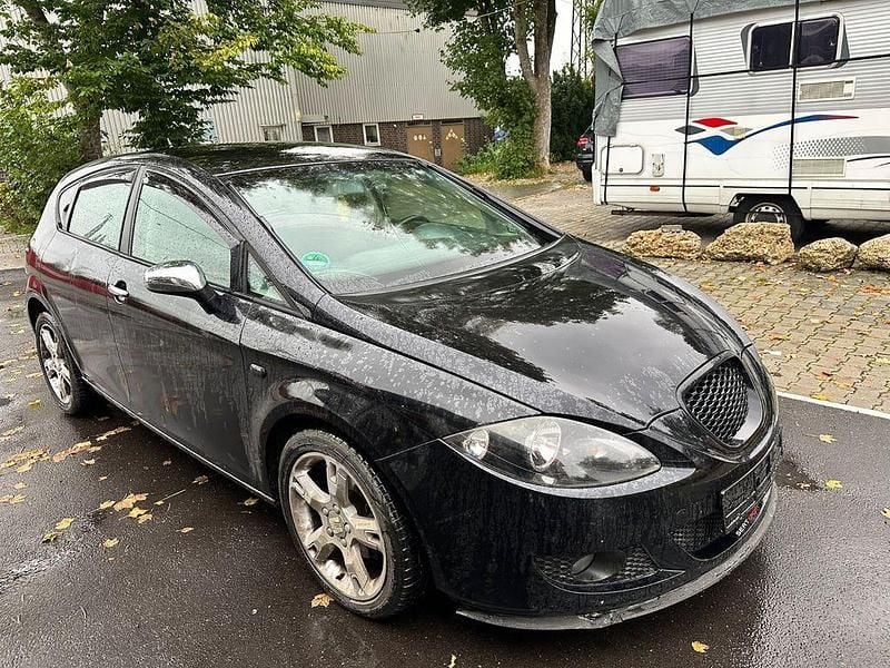 Gebraucht Seat Leon Stylance 140 PS (102 kW) 2006 Schwarz Limousine