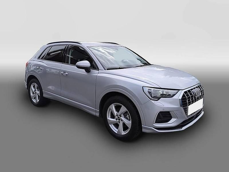 Second-hand Audi Q3 Advanced 150 CP (110 kW) 2024 Argintiu SUV