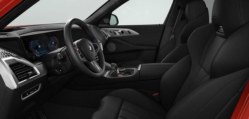 Gebraucht BMW XM Comfort Edition 476 PS (350 kW) 2025 Rot SUV