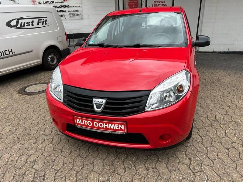 Rot Gebraucht 2012 Dacia Sandero Kleinwagen | 3.250 € - Bild 1/4