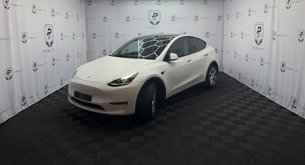 Gebraucht Tesla Model Y Long Range AWD 378 kW (514 PS) 2023 Weiß SUV