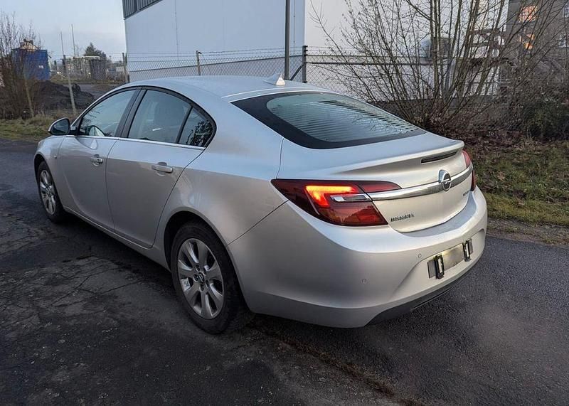 Gebraucht Opel Insignia Innovation 170 PS (125 kW) 2015 Silber Limousine