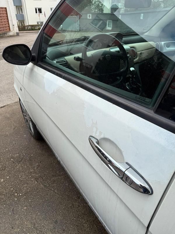 Gebraucht Lancia Ypsilon 2001 Weiß Kleinwagen