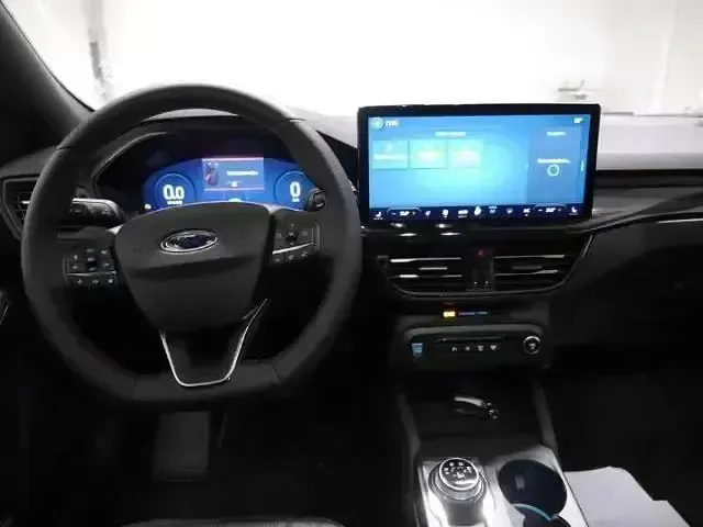 Gebraucht Ford Focus ST-Line X 116 PS (85 kW) 2024 Obsidianschwarz metallic Kombi