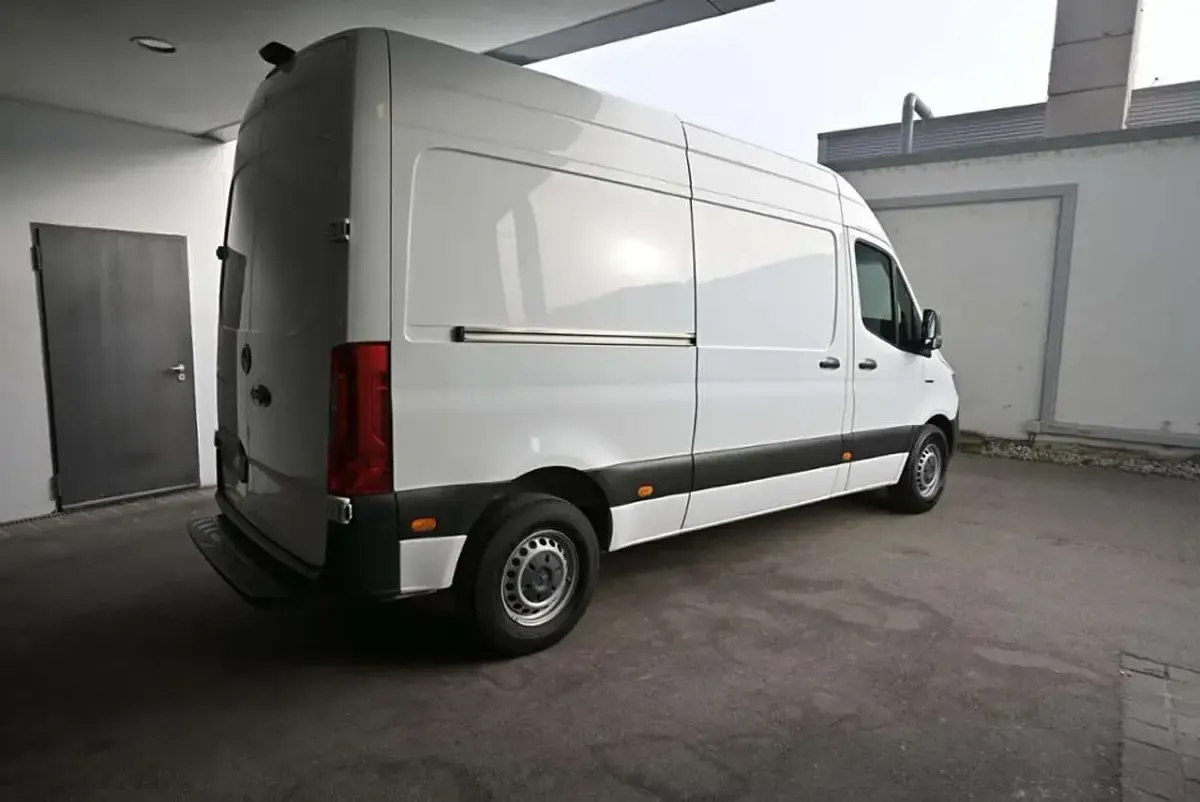 Gebraucht Mercedes Sprinter 85 kW (116 PS) 2020 Weiß Van