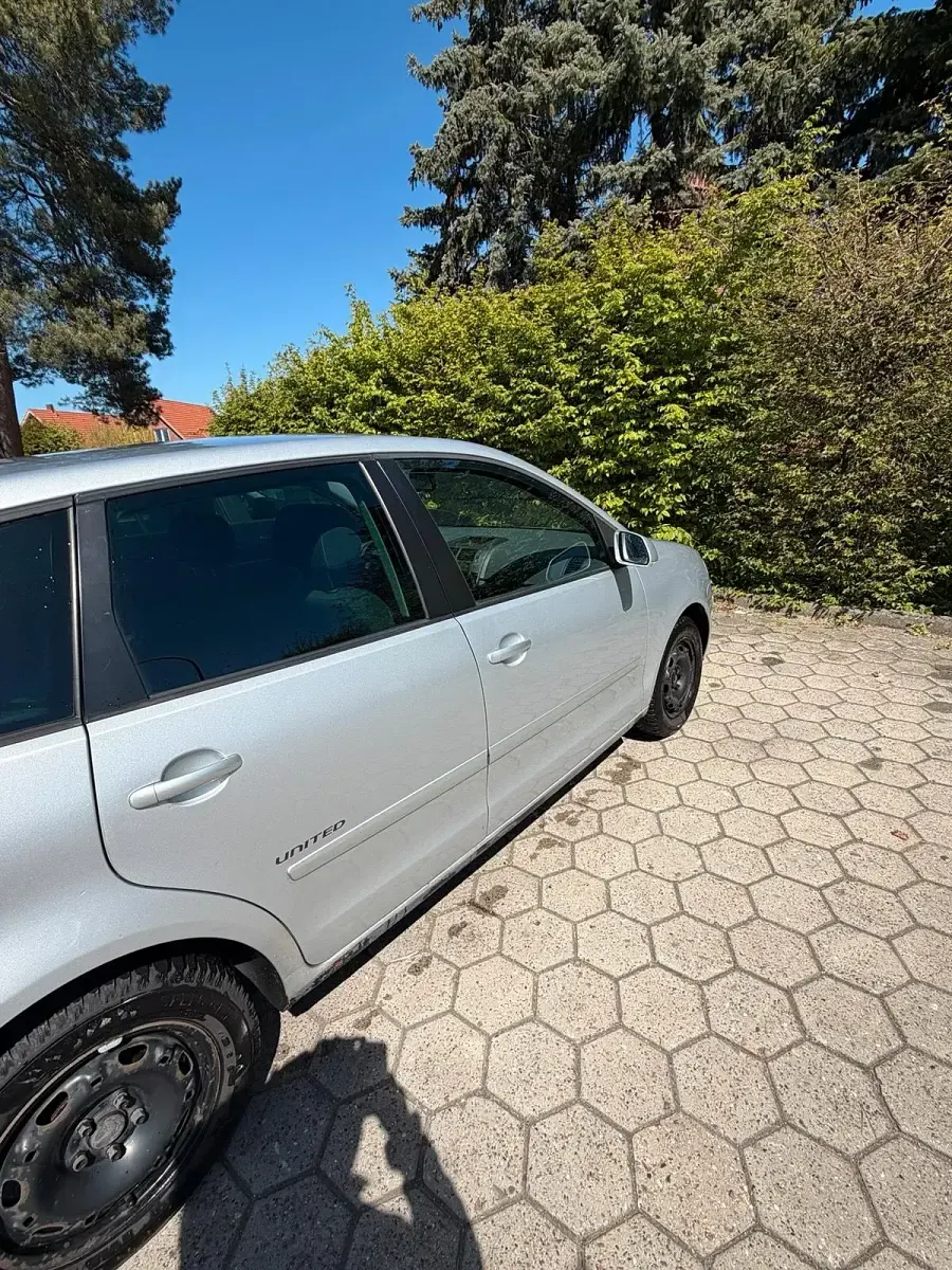 Używany VW Polo 2008 Srebrny Hatchback