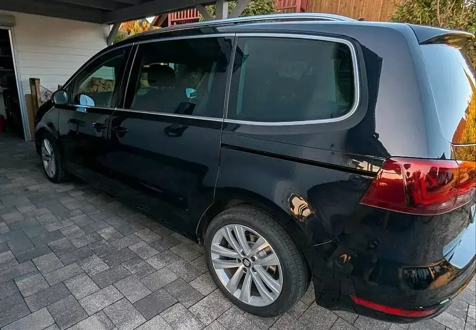 Gebraucht Seat Alhambra XCELLENCE 150 PS (110 kW) 2021 Schwarz Van / Kleinbus