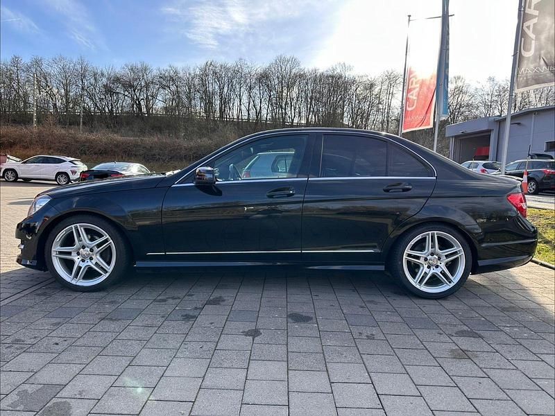 Gebraucht Mercedes C200 AMG 184 PS (135 kW) 2011 Schwarz Limousine