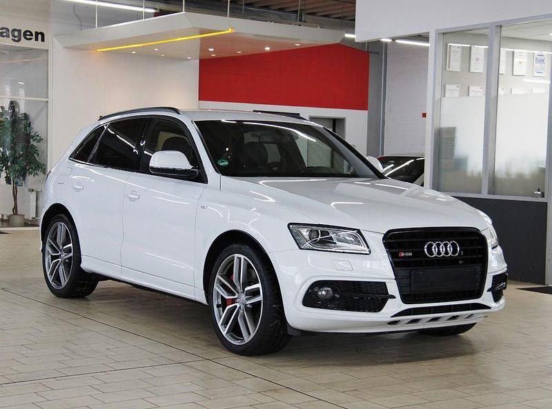 Gebraucht Audi SQ5 Competition 326 PS (239 kW) 2016 Gletscherweiss (metallic) SUV