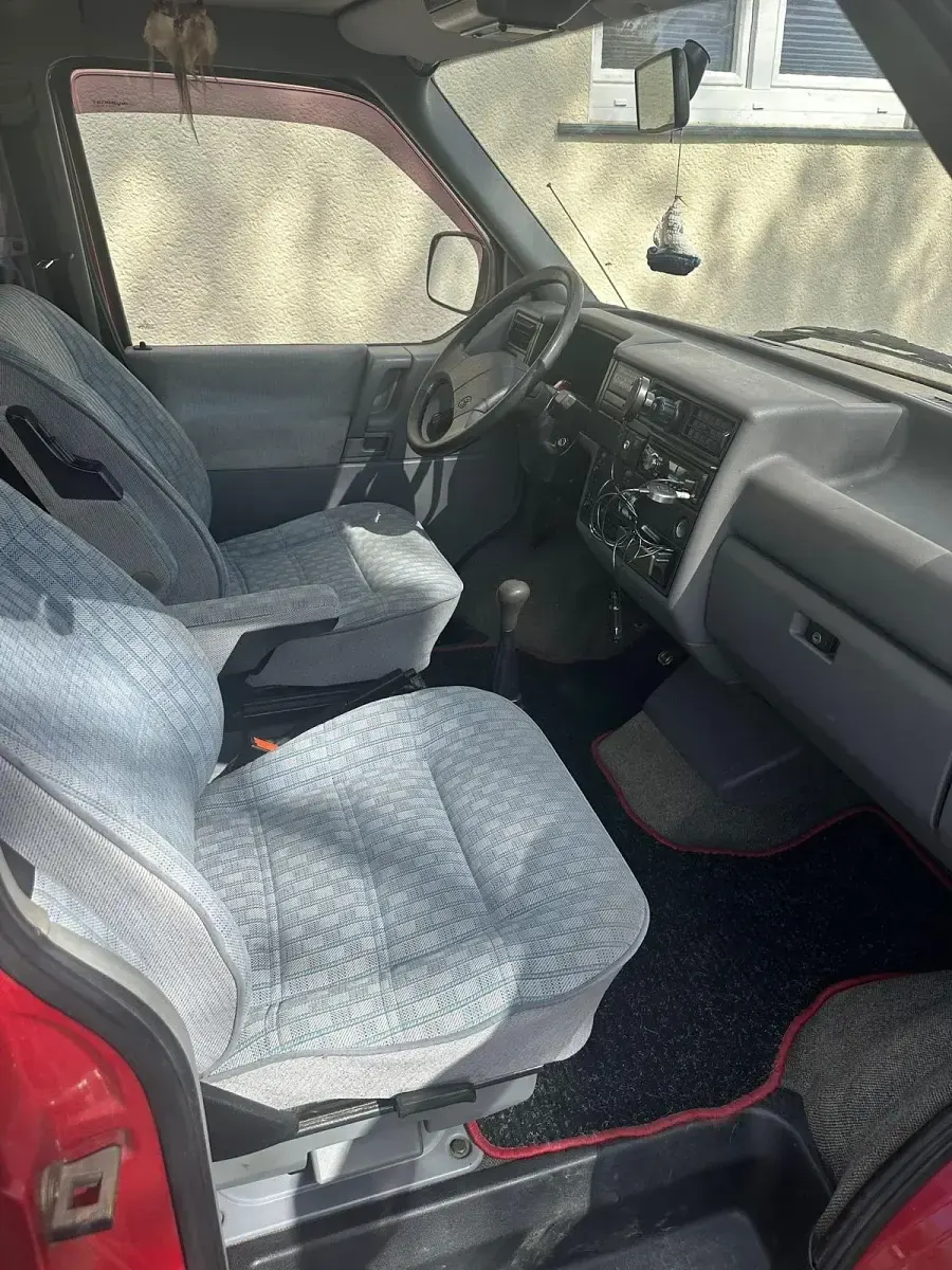 Gebraucht VW California California 77 PS (56 kW) 1993 Rot Van