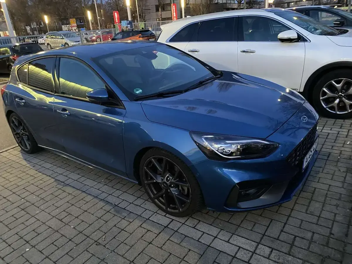 Gebraucht Ford Focus ST 190 PS (139 kW) 2020 Limousine