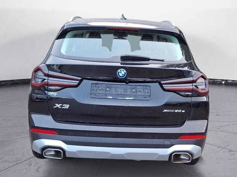 Gebraucht BMW X3 Sport Line 184 PS (135 kW) 2022 Schwarz SUV
