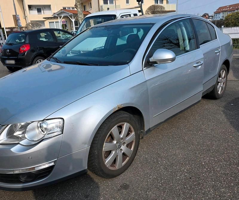 Gebraucht VW Passat 140 PS (102 kW) 2007 Silber Limousine