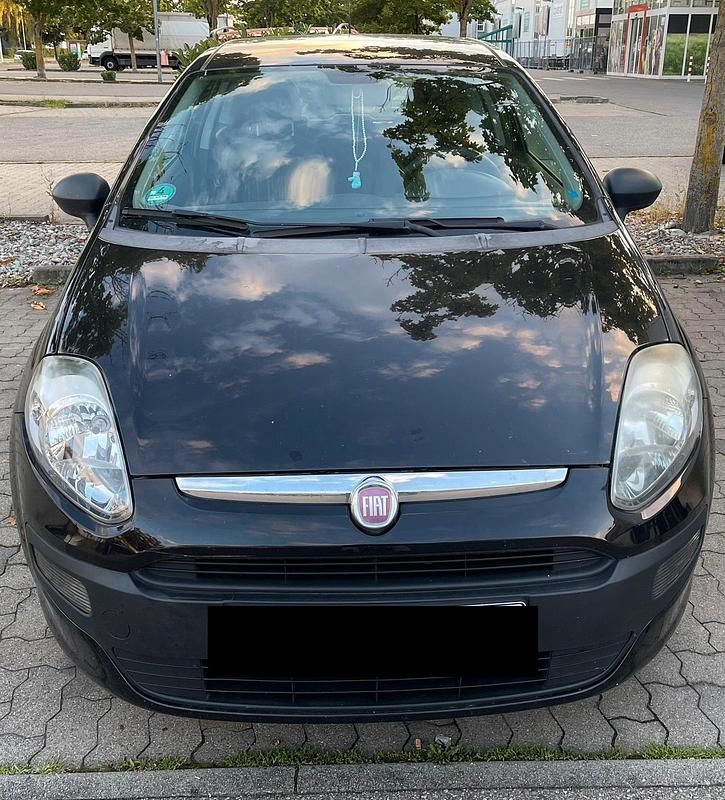 Schwarz Gebraucht 2010 Fiat Punto Dynamic Kleinwagen | 1.500 € (Guter Preis) - Bild 1/4