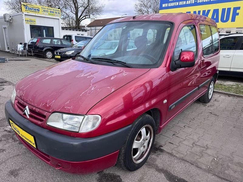 Gebraucht Citroën Berlingo 109 PS (80 kW) 2002 Rot Van / Kleinbus