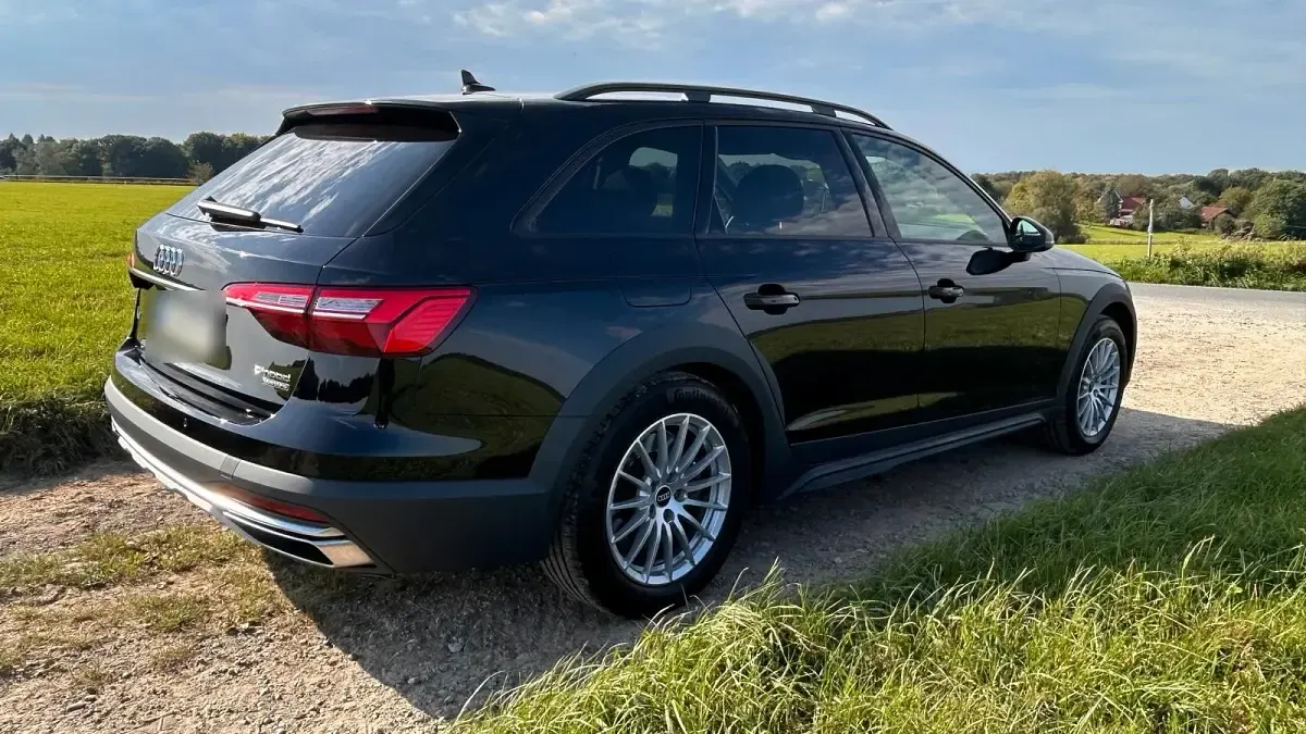 Gebraucht Audi A4 Allroad 265 PS (194 kW) 2021 Schwarz Kombi