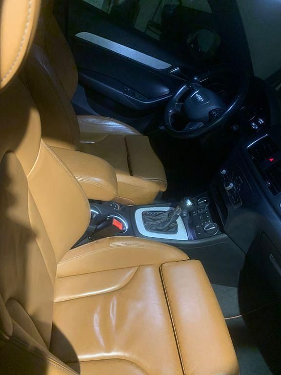 Gold Gebraucht 2016 Audi Q3 Design SUV | 15.750 € (Guter Preis) - Bild 1/4