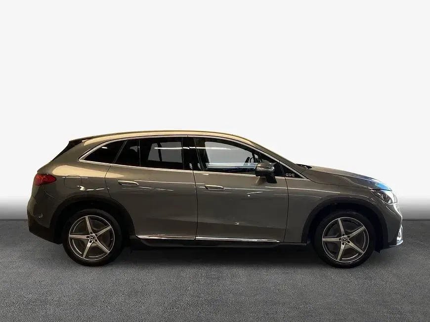 Gebraucht Mercedes EQE350 AMG 214 kW (292 PS) 2025 Grau SUV