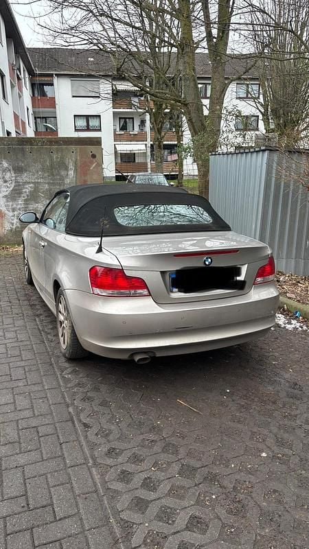 Gebraucht BMW 118 Cabriolet 140 PS (102 kW) 2009 Grau Cabrio
