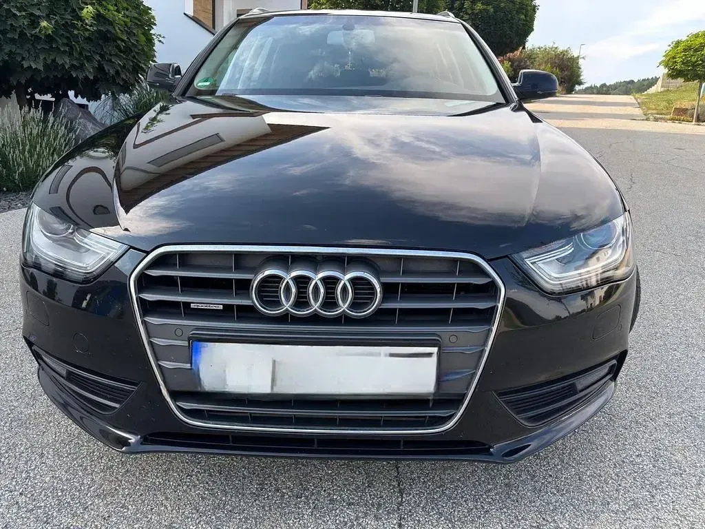 Gebraucht Audi A4 Ambition 150 PS (110 kW) 2014 Schwarz Kombi