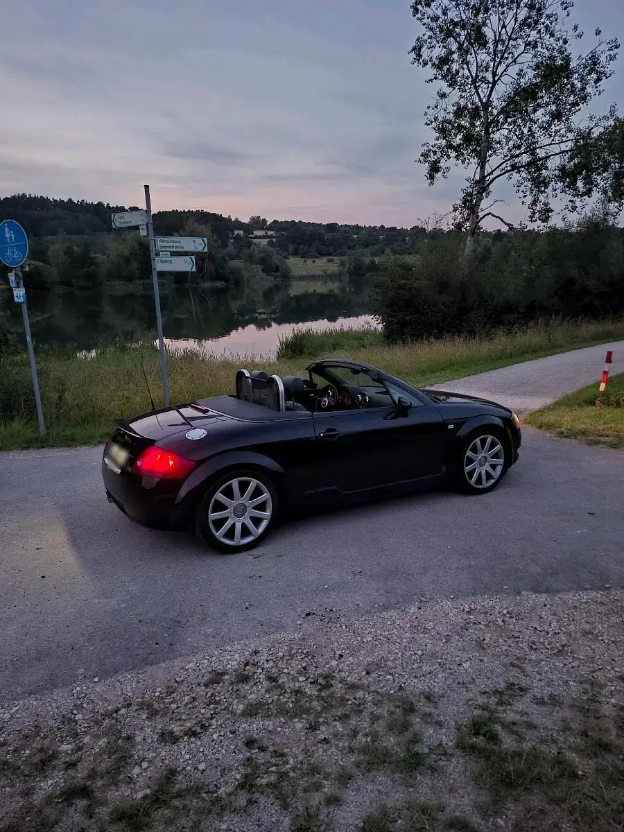 Gebraucht Audi TT Roadster S-Line 180 PS (132 kW) 2003 Schwarz Cabrio