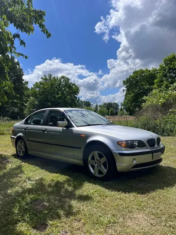 Gebraucht BMW 318 143 PS (105 kW) 2003 Silber Limousine