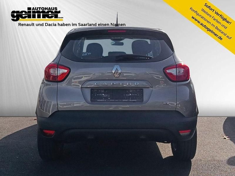Gebraucht Renault Captur Experience 90 PS (66 kW) 2016 Grau SUV