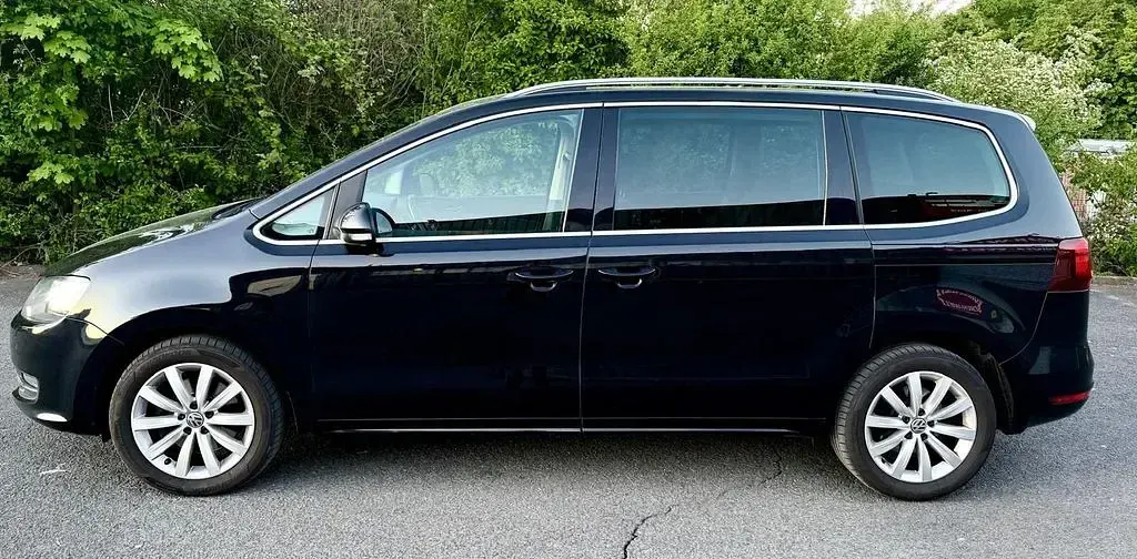 Gebraucht VW Sharan Highline 150 PS (110 kW) 2016 Schwarz Van / Kleinbus