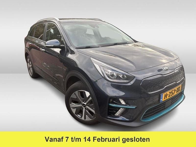 Blau Gebraucht 2020 Kia e-Niro SUV | 15.999 € (Fairer Preis) - Bild 1/4