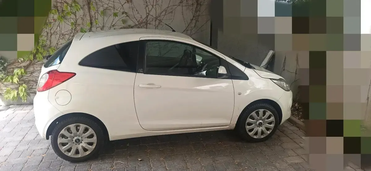 Używany Ford Ka 68 KM (50 kW) 2009 Biały Hatchback