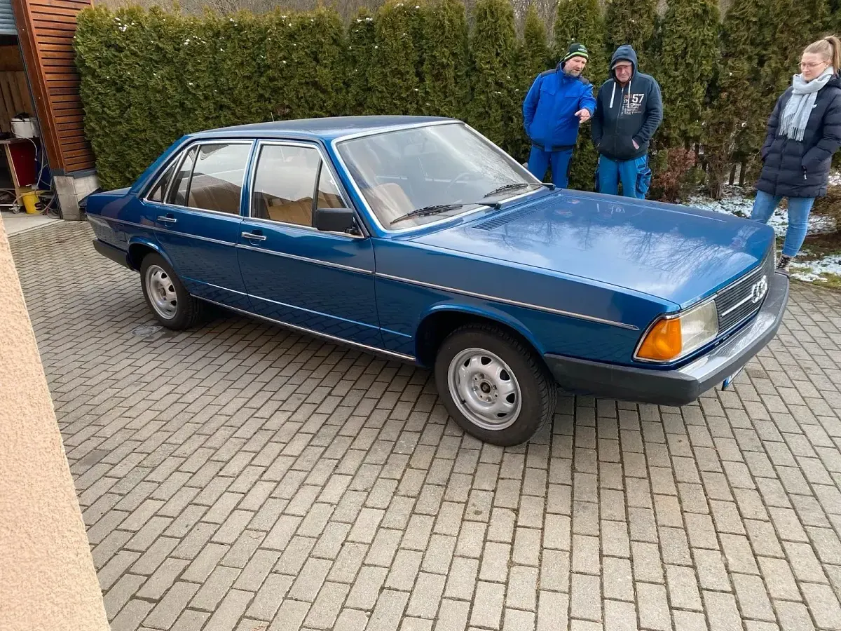 Gebraucht Audi 100 86 PS (63 kW) 1977 Blau Limousine
