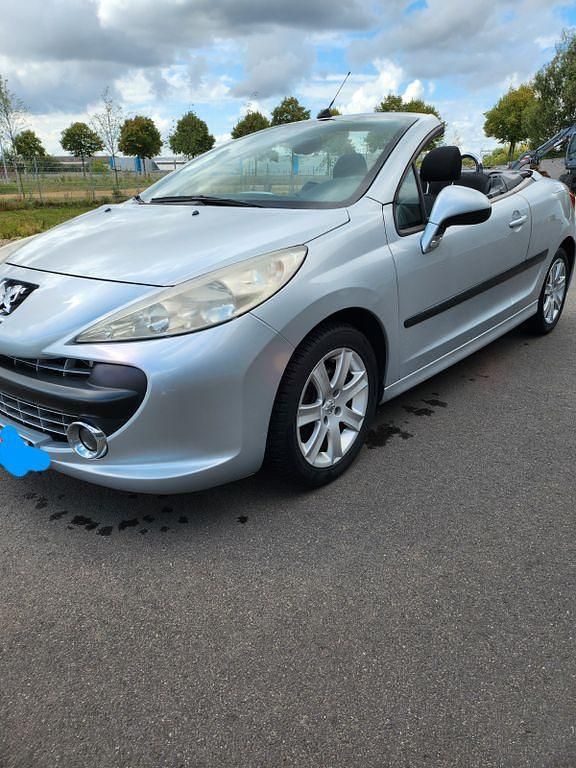 Silber Gebraucht 2007 Peugeot 207 CC Sport Cabrio | 2.700 € (Fairer Preis) - Bild 1/4
