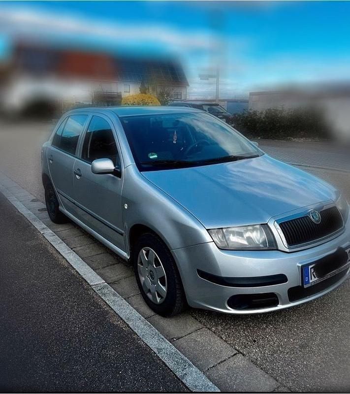 Silber Gebraucht 2006 Skoda Fabia Kleinwagen | 750 € (Superpreis) - Bild 1/3