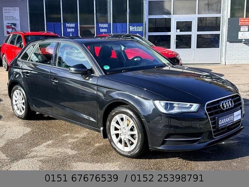 Gebraucht Audi A3 Attraction 122 PS (89 kW) 2014 Schwarz Limousine
