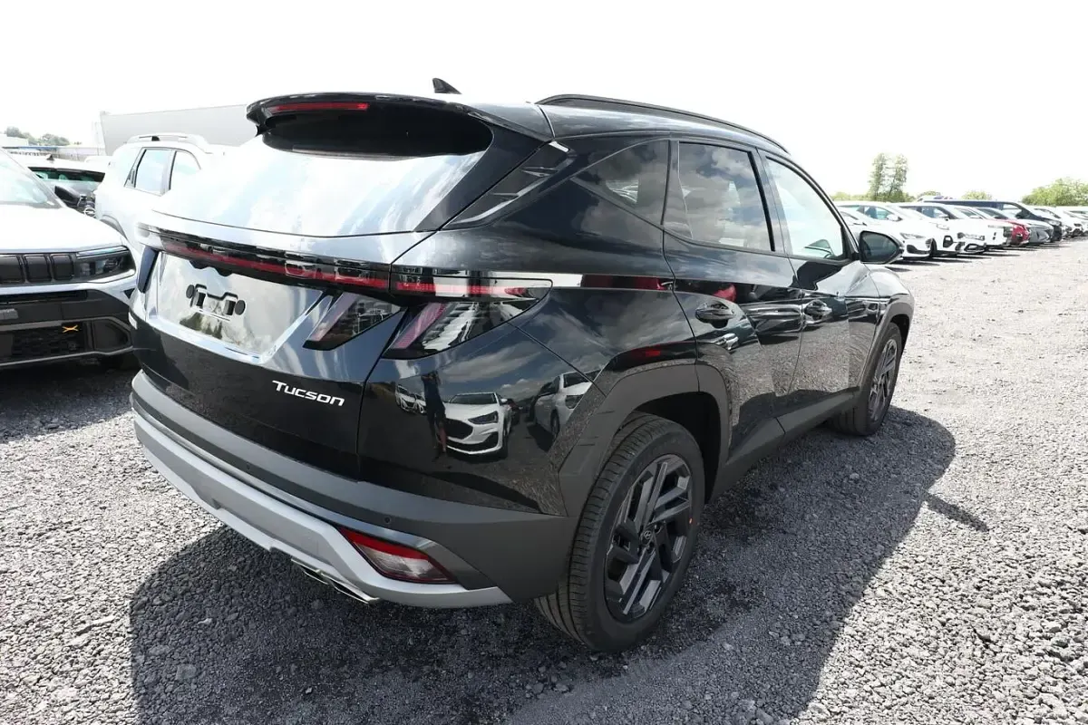 Neu Hyundai Tucson Trend 150 PS (110 kW) 2026 Abyss black perleffekt SUV