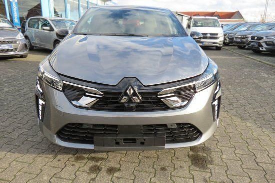 Neu Mitsubishi Colt Intense 91 PS (66 kW) 2025 Grau Limousine