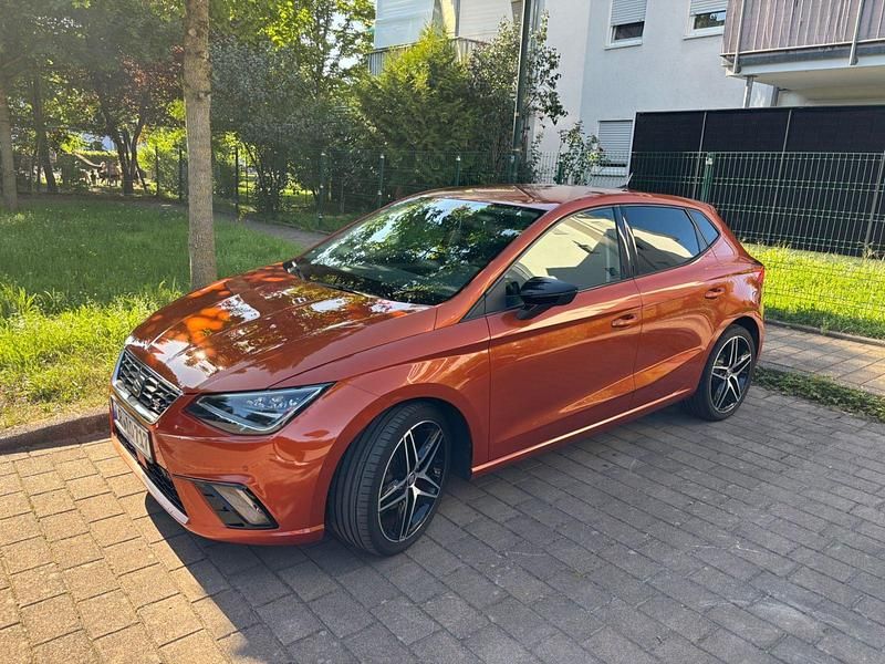 Orange Gebraucht 2018 Seat Ibiza FR Kleinwagen | 10.500 € (Guter Preis) - Bild 1/4