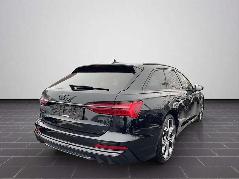 Gebraucht Audi S6 Comfort 344 PS (253 kW) 2024 Mythosschwarz metallic (metallic) Kombi