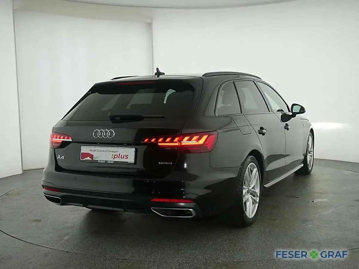 Gebraucht Audi A4 S-Line 265 PS (194 kW) 2023 Mythosschwarz metallic Kombi