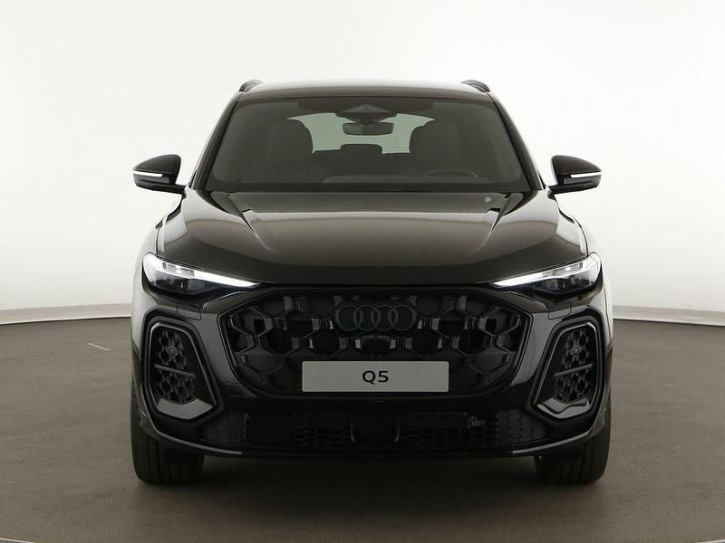 Neu Audi Q5 Sport 252 PS (185 kW) 2025 Mythosschwarz metallic SUV