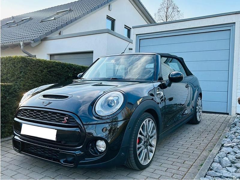 Gebraucht Mini Cooper S 192 PS (141 kW) 2016 Schwarz Kleinwagen